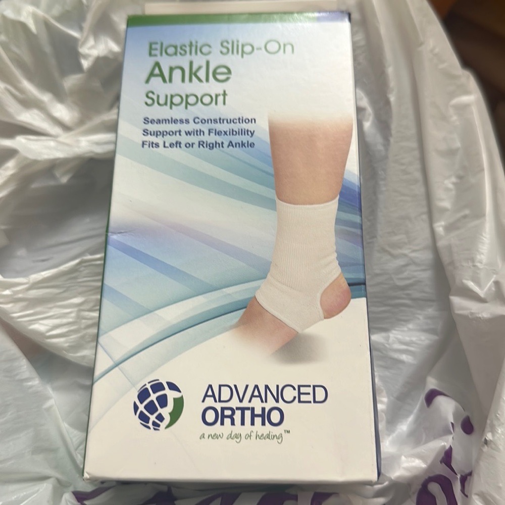 Elastic slip-on ankle